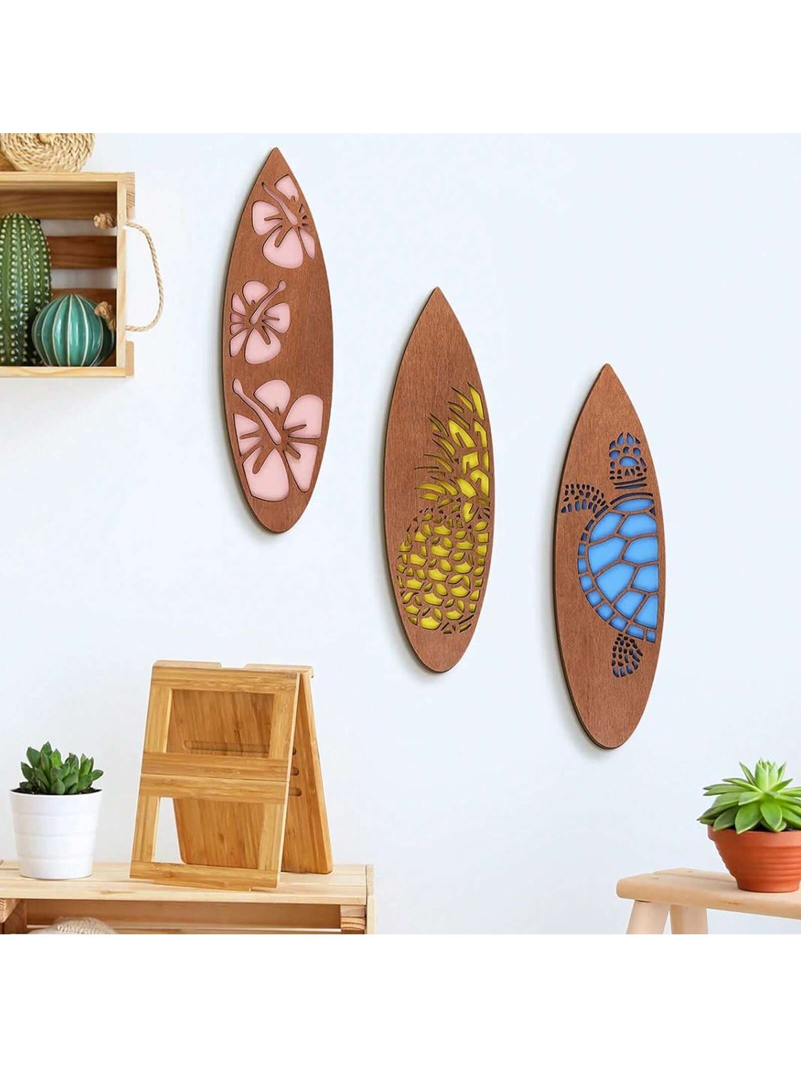 Tropisch Surfplank Wandhanger Trio - Hawaïaanse Stranddecor met Hibiscus, Ananas & Zeeschildpad