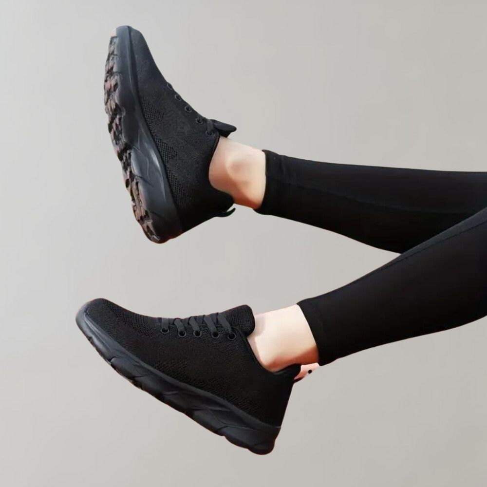 Claire | Lichtgewicht ademende mesh herfstsneakers voor dames met flexibele zool en tijdloze vetersluiting