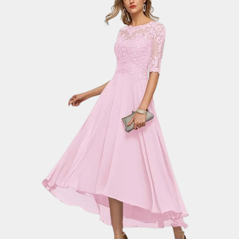 Elegante feestjurk met kanten details en flatterende pasvorm