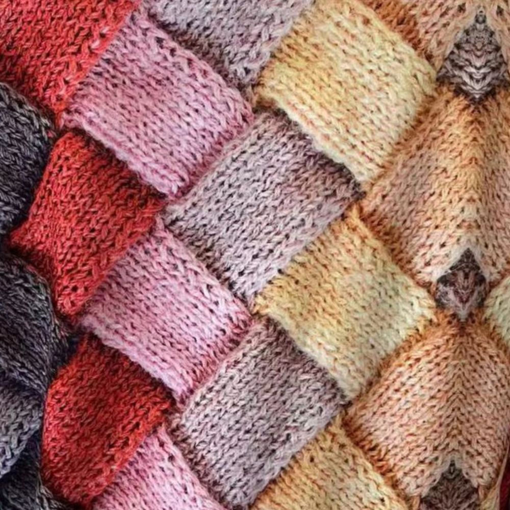 Elodie | Zachte ademende polyester trui voor dames in de herfst met geometrisch gebreid motief