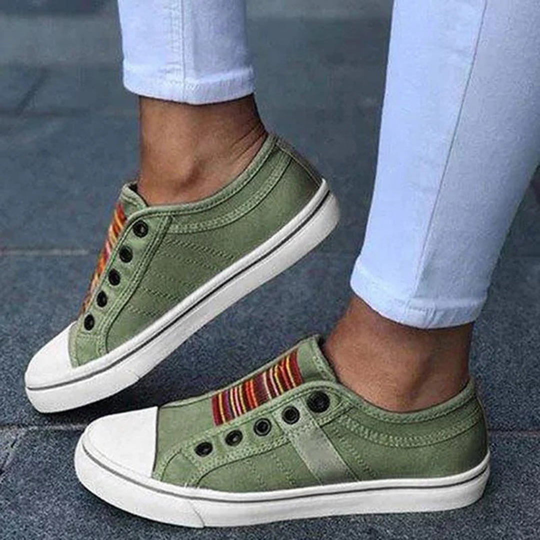 Luna | Flexibele slip-on canvas herfstsneakers voor dames met antislipzool en kleurrijk detail