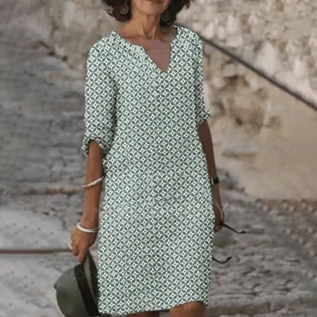 Elegante zomerjurk met uniek ontwerp en luchtige pasvorm