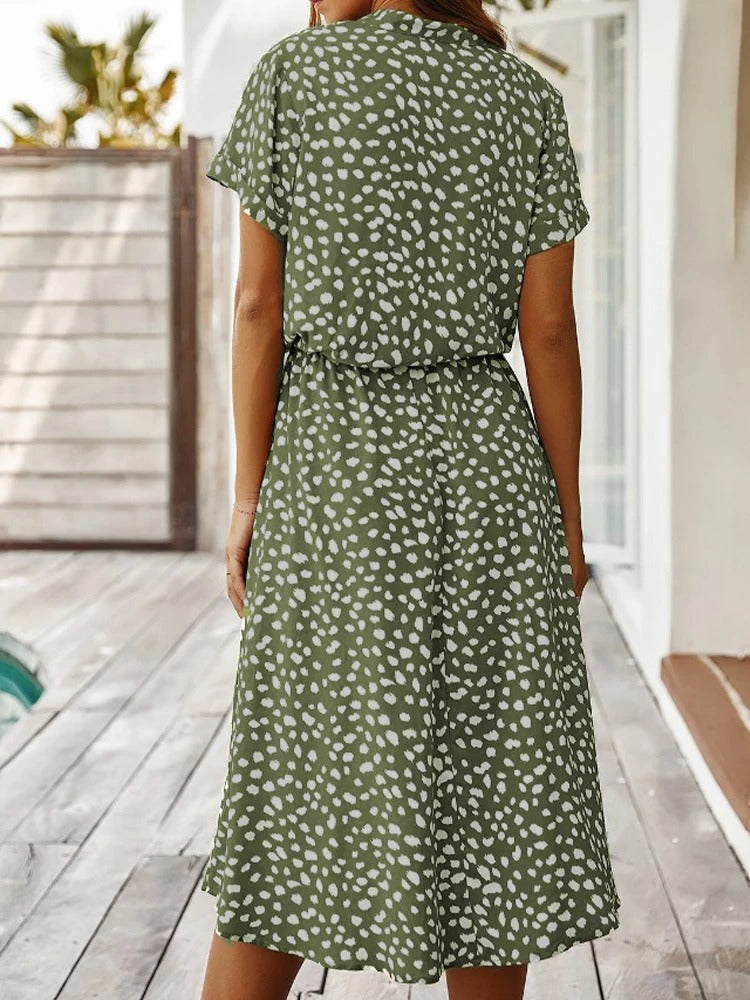 Zomerjurk met korte mouw en luchtige pasvorm – Elegant en comfortabel voor warme dagen
