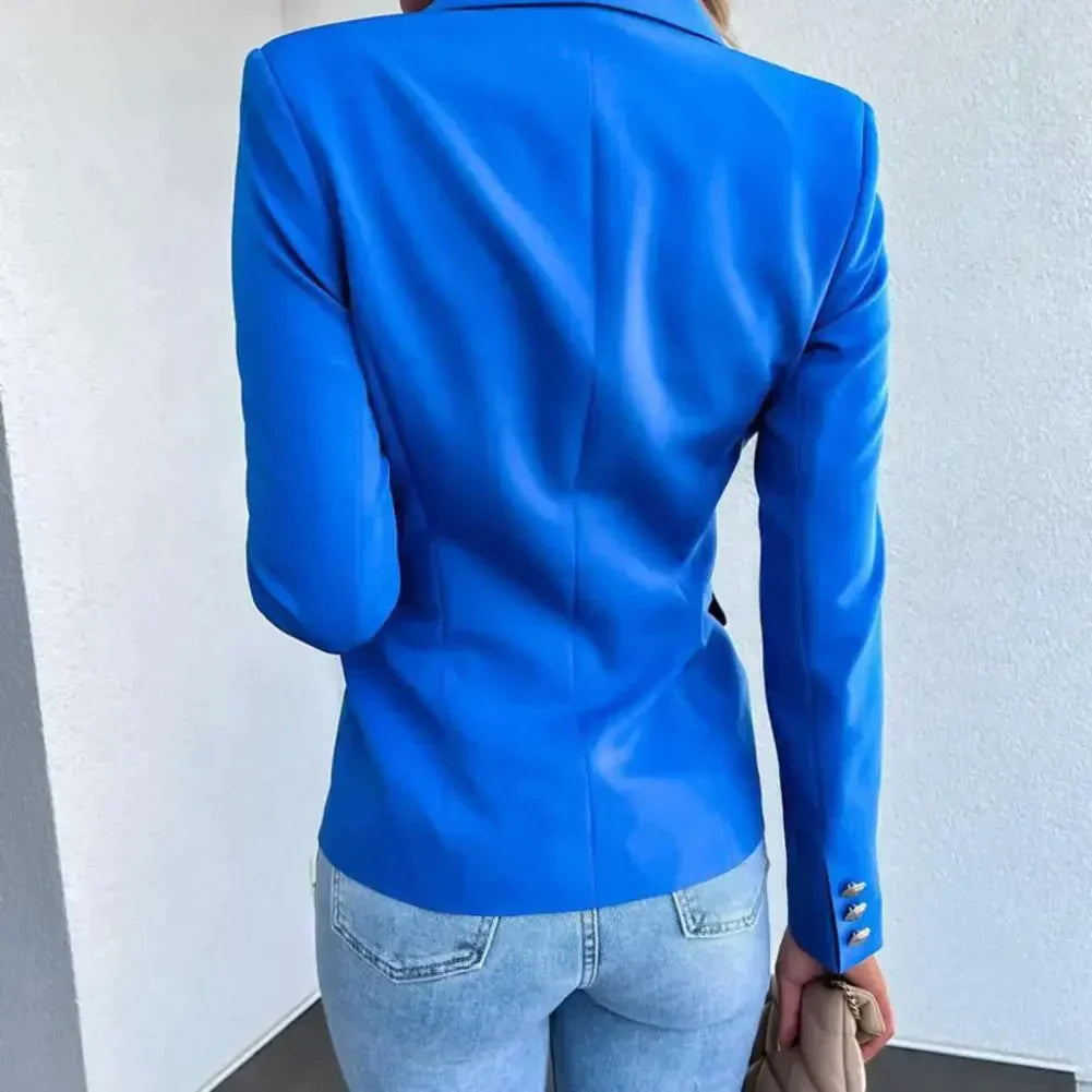 Kay - Damesblazer met metalen knoop